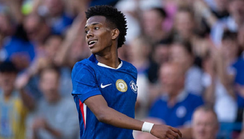 Estevao bùng nổ, Chelsea ngày càng khởi sắc và toàn diện hơn